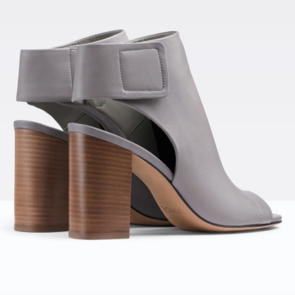 VINCE Faye Bootie 8.5 Truffle - Picture 2 of 10